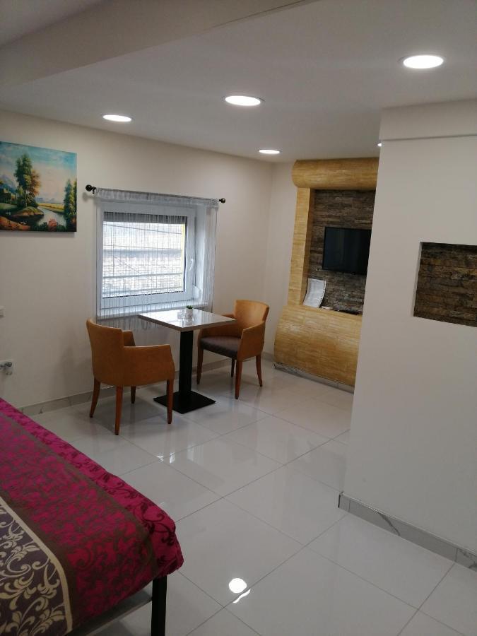 Vila Violeta Šabac Exterior foto