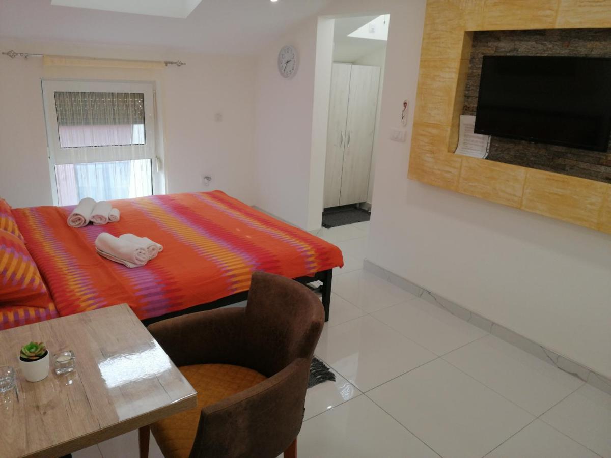 Vila Violeta Šabac Exterior foto
