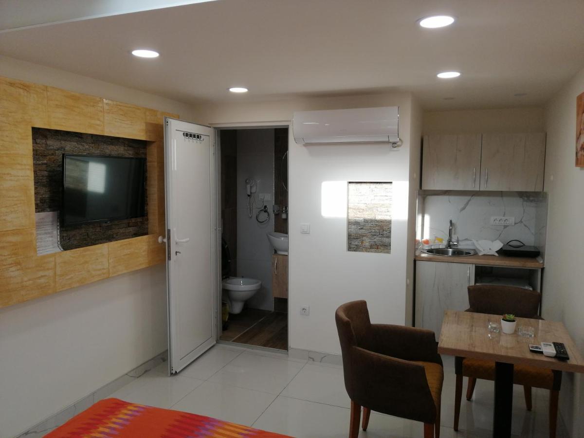 Vila Violeta Šabac Exterior foto