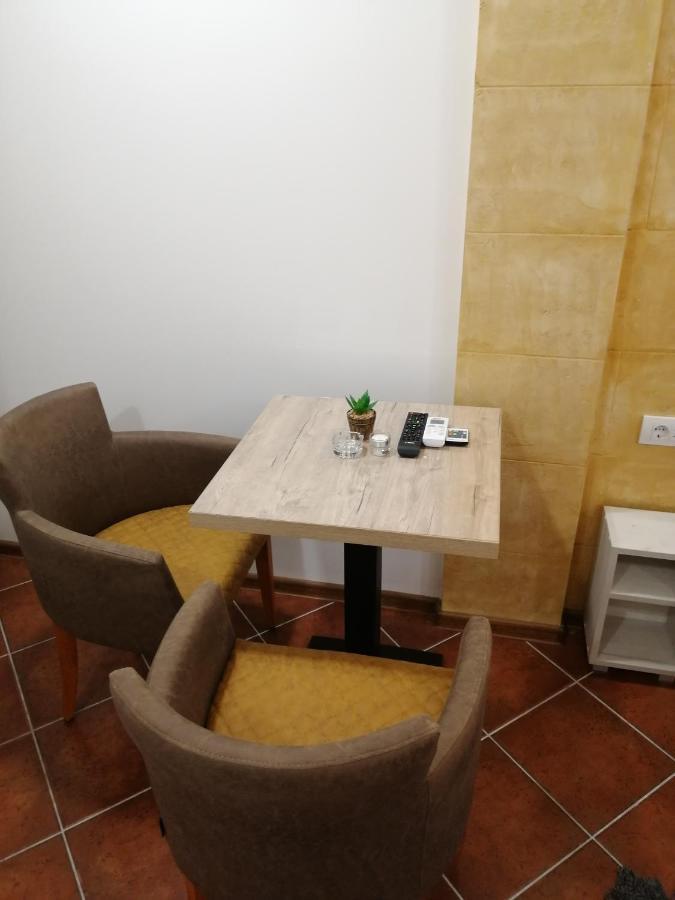 Vila Violeta Šabac Exterior foto